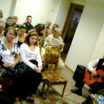апплодисменты зала и гитара Борисенко Александра обеспечили музыкальное сопровож